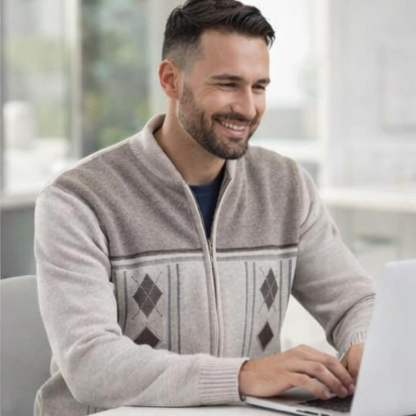 Men's Knitted Cardigan Zip Chunky Cable Knit Long Sleeve with Front Pockets